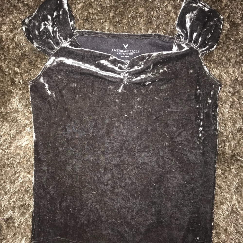 American eagle outfitters velvet top